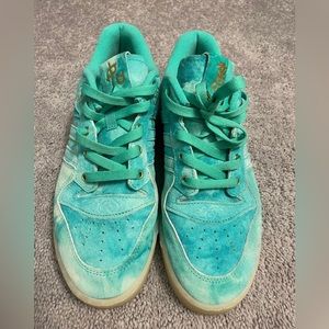 Menos Adidas green/blue sneakers- size 8.5